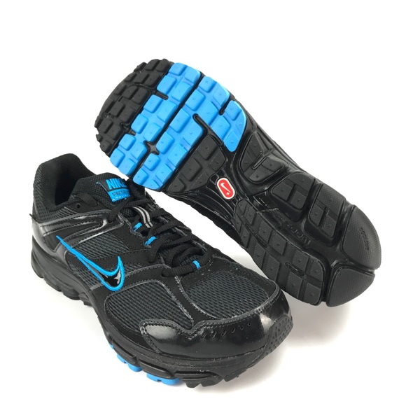 Nike Shoes - 🔴SOLD Nike Women's Zoom Structure+ 13 GTX Running